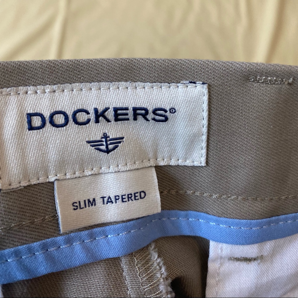 Men’s Dockers Khaki Slim Fit Flat- Font Pants 29x32